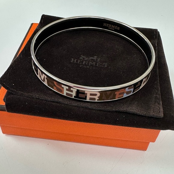 Hermès Enamel Bangle Bracelet with Box & Dust Bag - Picture 2 of 10
